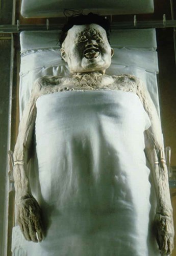 Nhan sắc của những x&aacute;c ướp 10 ng&agrave;n tuổi